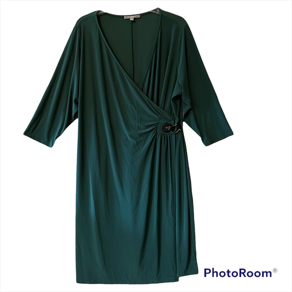 Emerald Green Dress - Picture 1 of 5